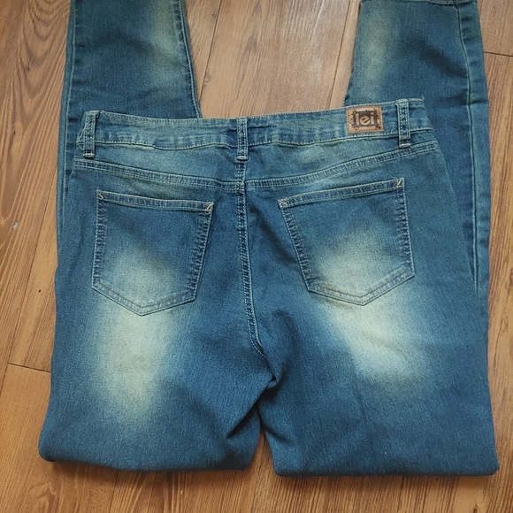 Blue jeans w/studs by Lei,sz 11, $13 Glenn Heights TX ppu or SHIPPING AVAILABE - Picture 4 of 4